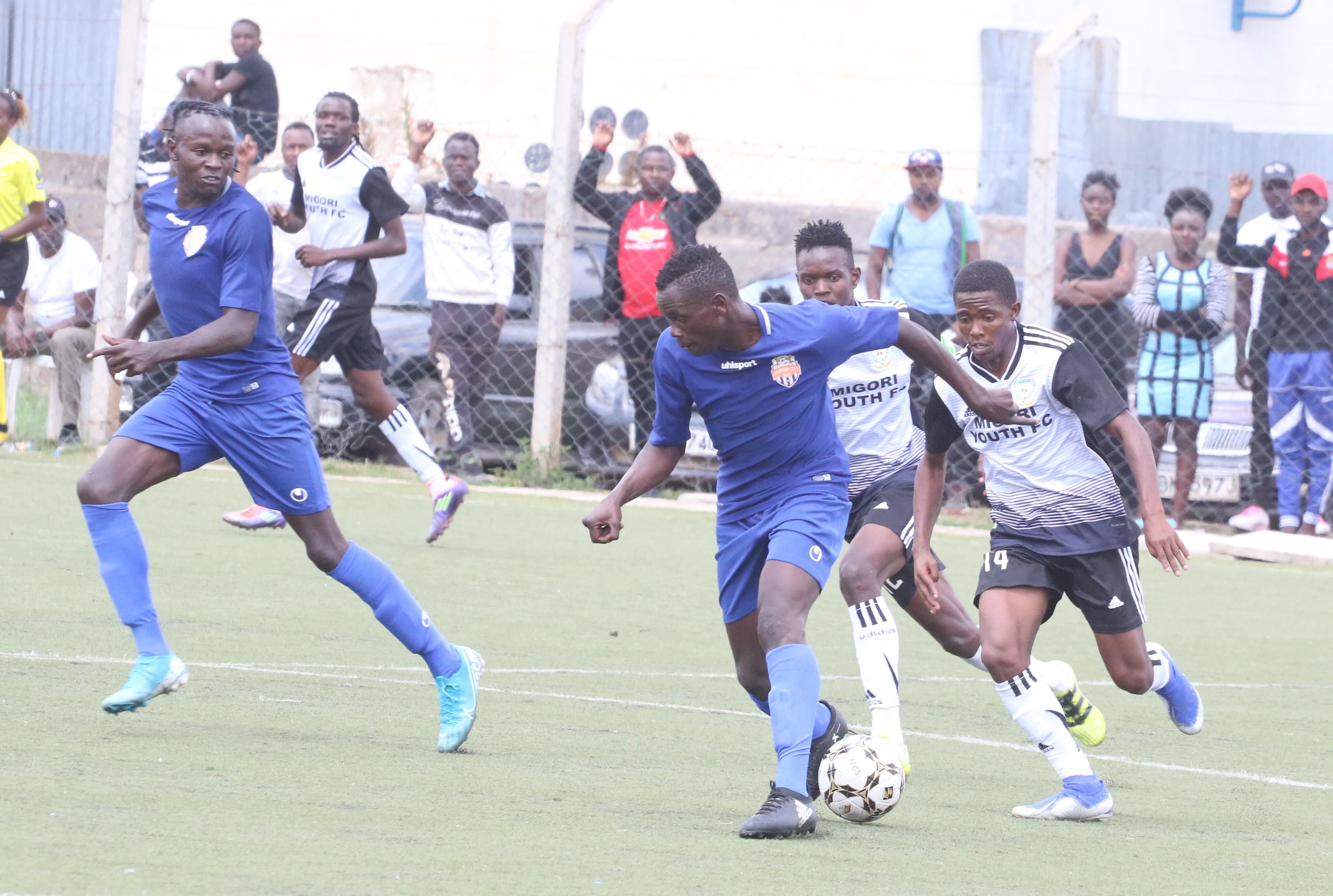 Elvis Ojiambo taking on a Migori Youth player in the NSL on 2 Nov 2019