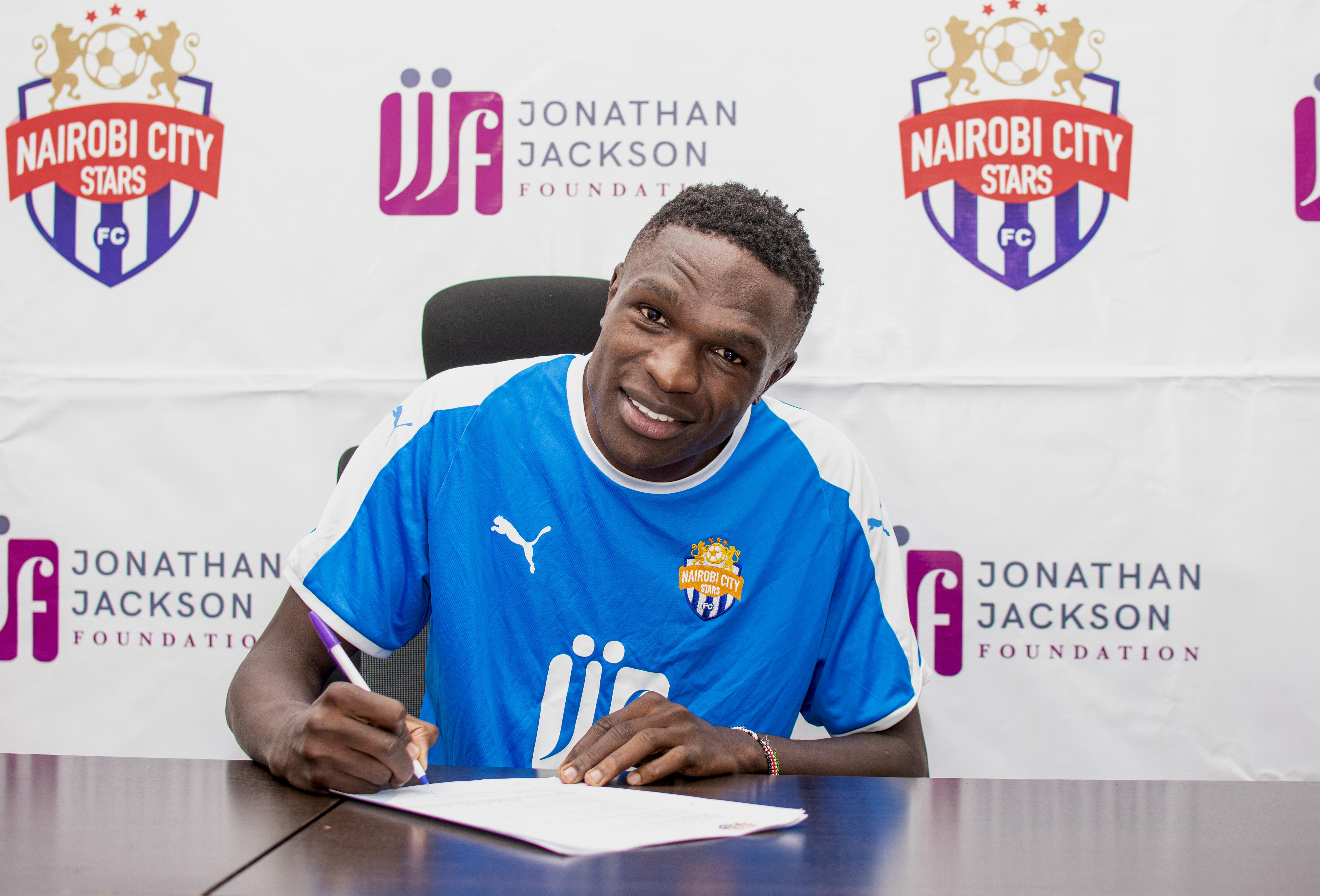 Sven Yidah signing his contract at Nairobi City Stars on Mon 7 Sep 2020