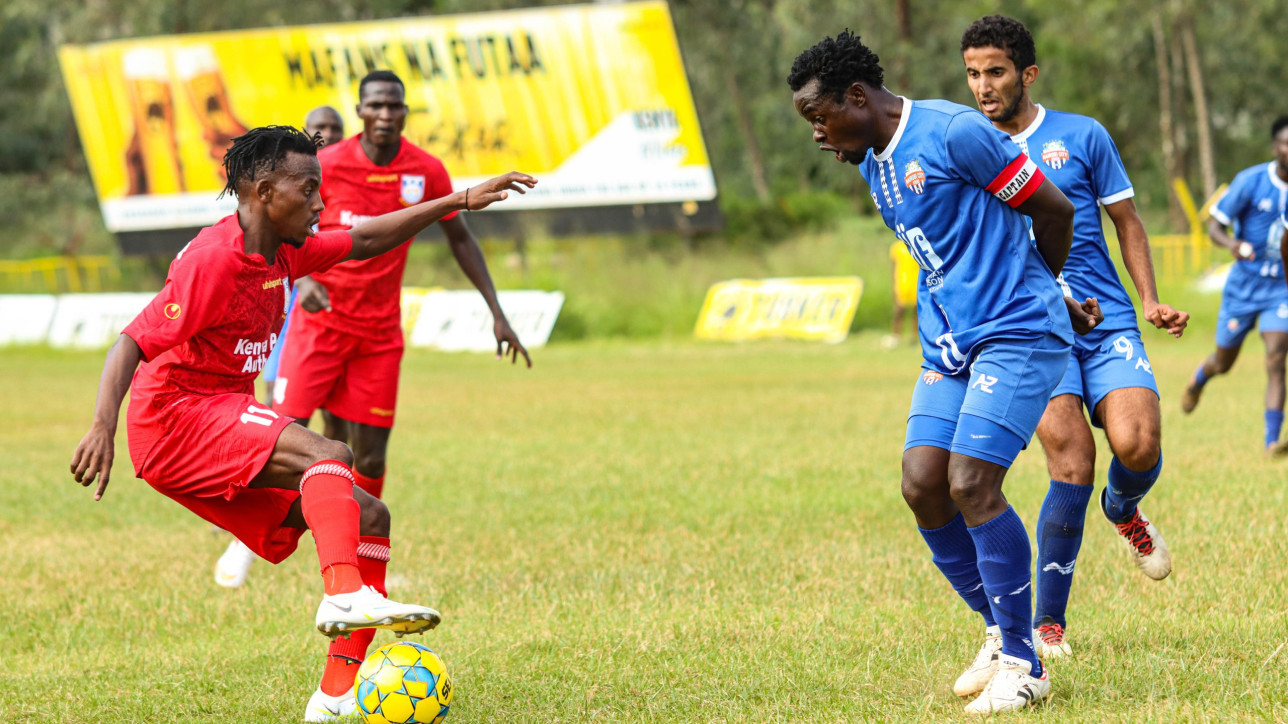 City Stars skipper Calvin Masawa up against Bandari in Ruaraka on 9 Dec 2023. City Stars won the tie 1-0