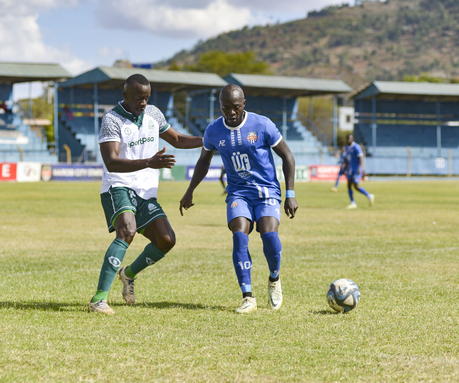 Dennis Oalo vs Kenendy Onyango of Gor Mahia on Mon 28 Oct 2024. City Stars won the game 2-1